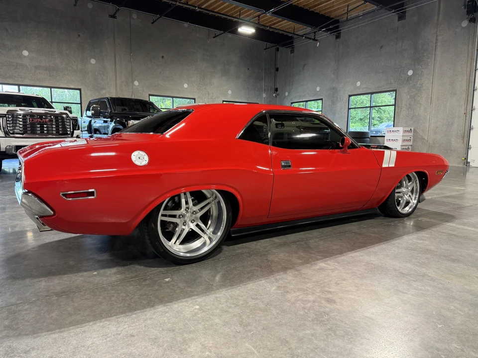 1971 Dodge Challenger Hemi 1st Gen - Image 19 of 31