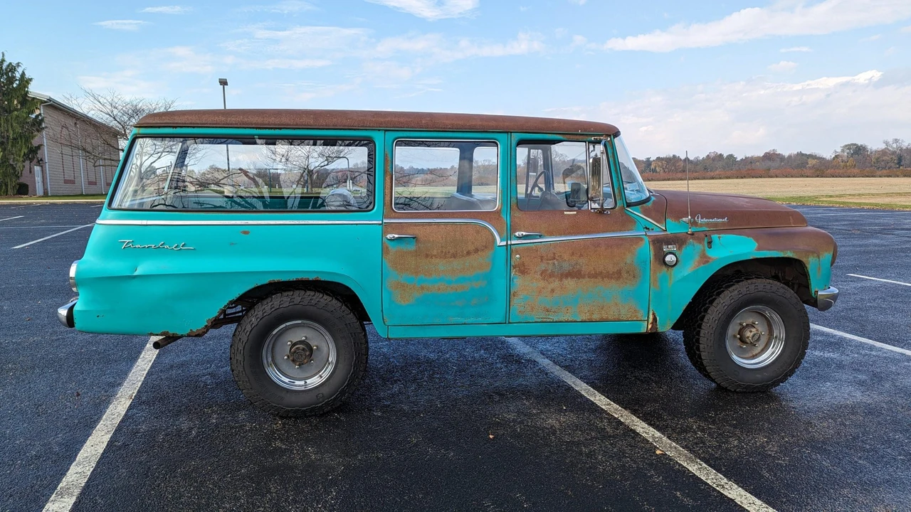 1962 International Harvester Travelall - Image 30 of 31