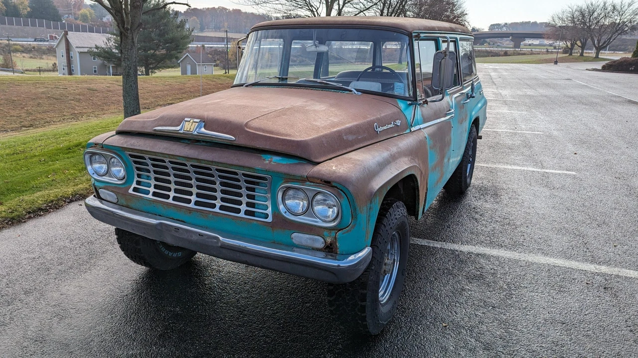 1962 International Harvester Travelall - Image 8 of 31