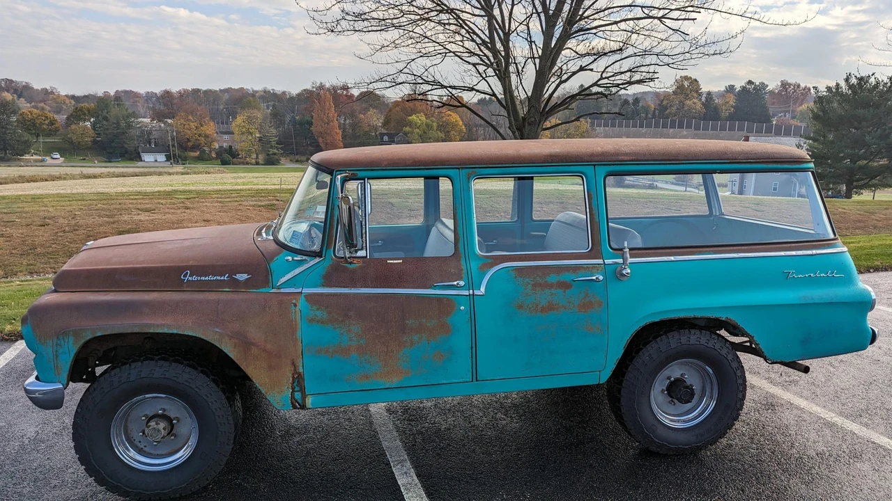 1962 International Harvester Travelall - Image 16 of 31