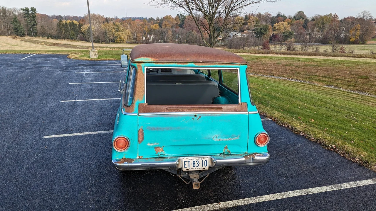 1962 International Harvester Travelall - Image 24 of 31