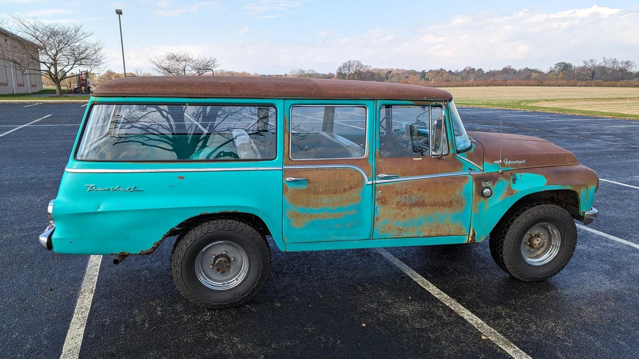 1962 International Harvester Travelall - Image 29 of 31