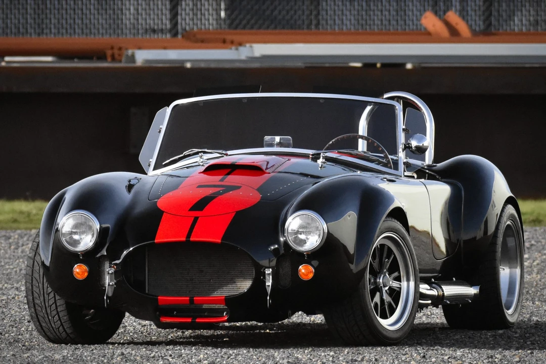Shelby Cobra Replica - Image 6 of 31