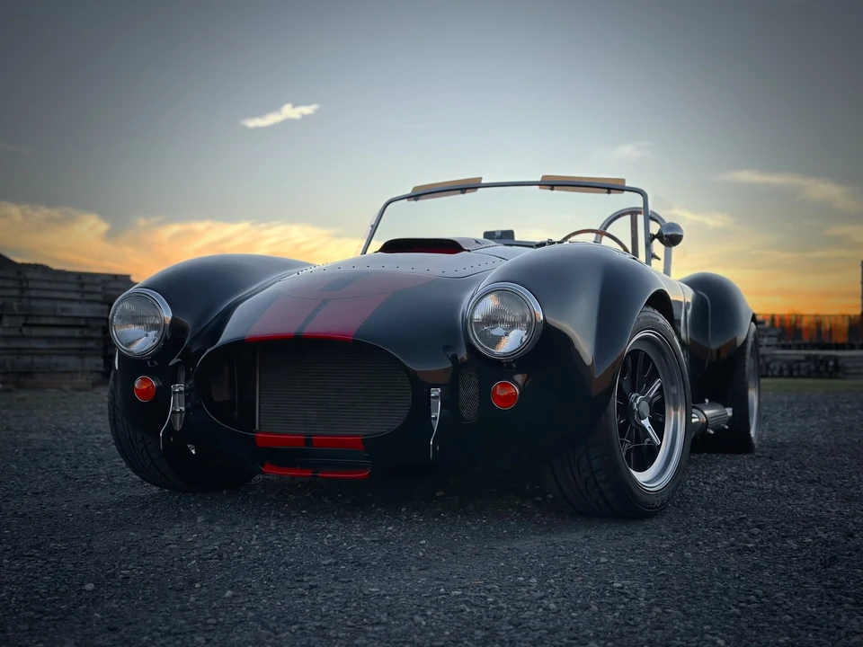Shelby Cobra Replica - Image 3 of 31