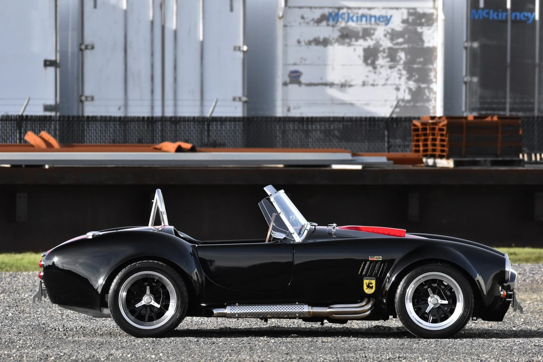 Shelby Cobra Replica - Image 30 of 31