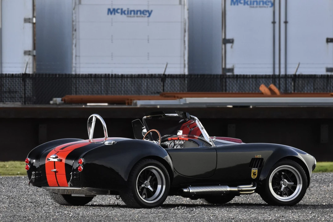 Shelby Cobra Replica - Image 28 of 31