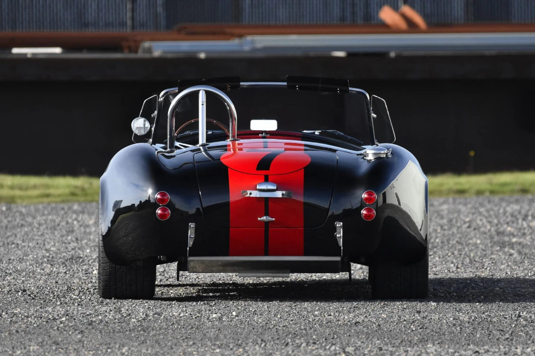 Shelby Cobra Replica - Image 26 of 31