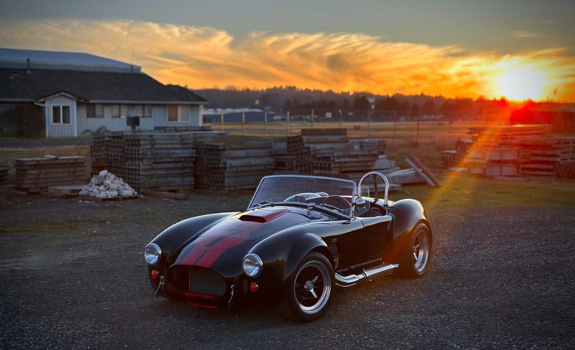 Shelby Cobra Replica - Image 8 of 31