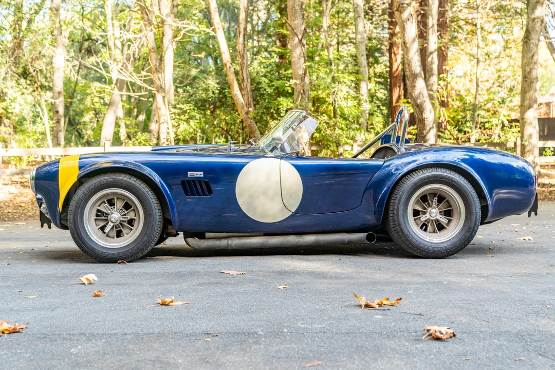 Shelby Cobra Replica - Image 4 of 31