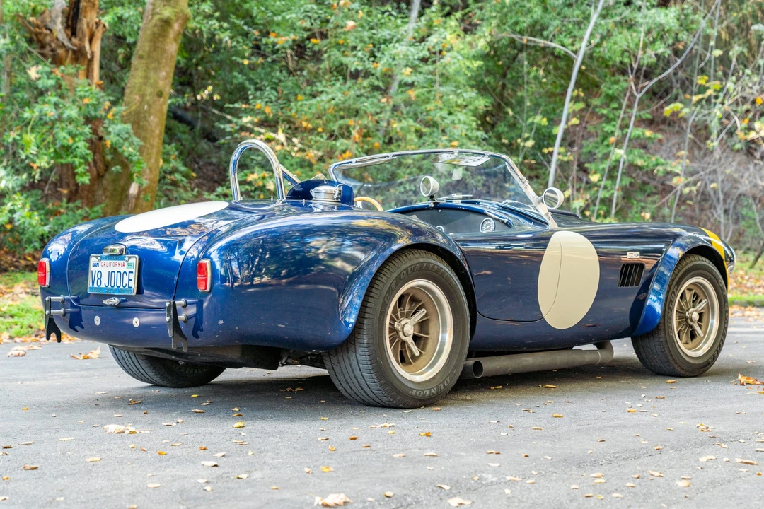 Shelby Cobra Replica - Image 9 of 31