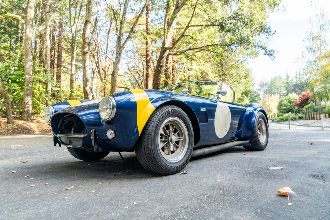 Shelby Cobra Replica - Image 3 of 31