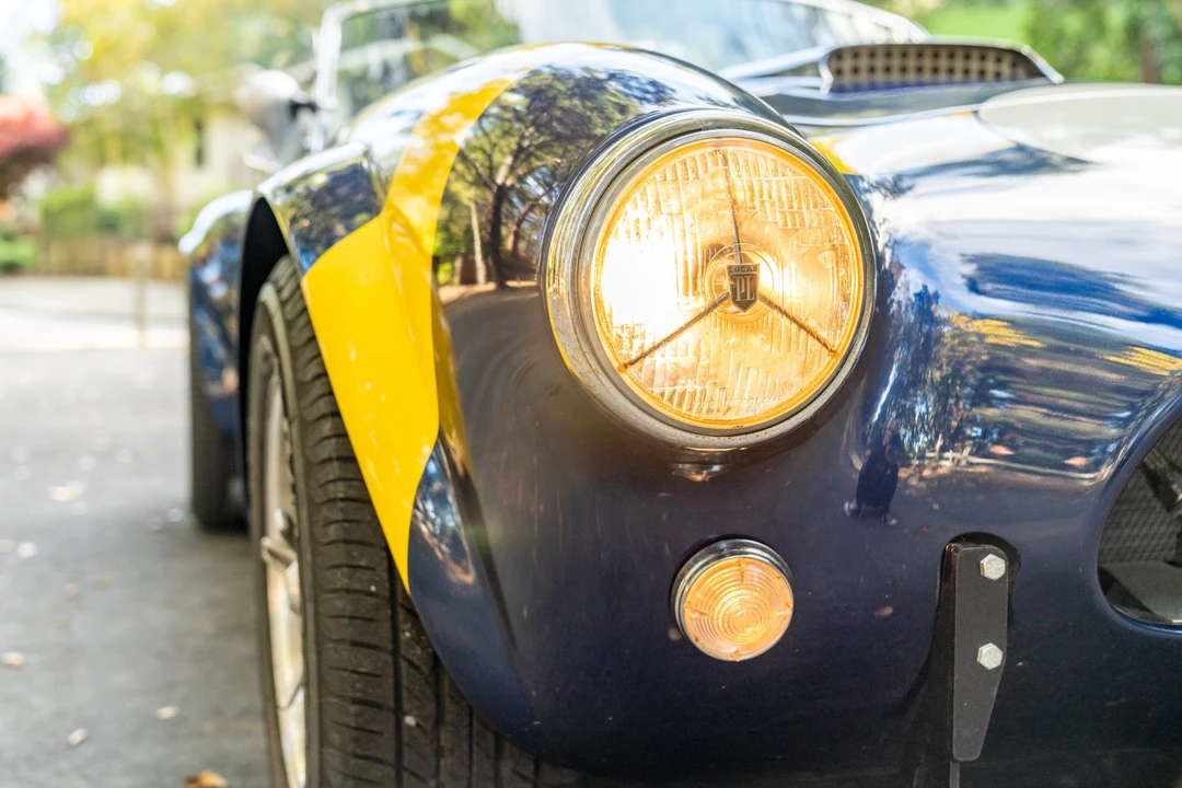 Shelby Cobra Replica - Image 26 of 31