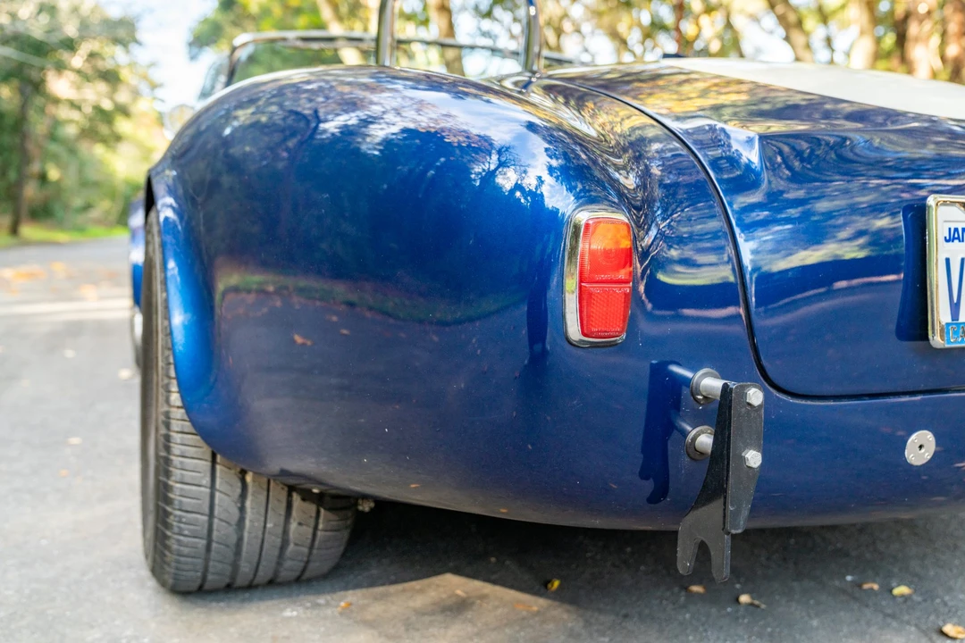 Shelby Cobra Replica - Image 29 of 31