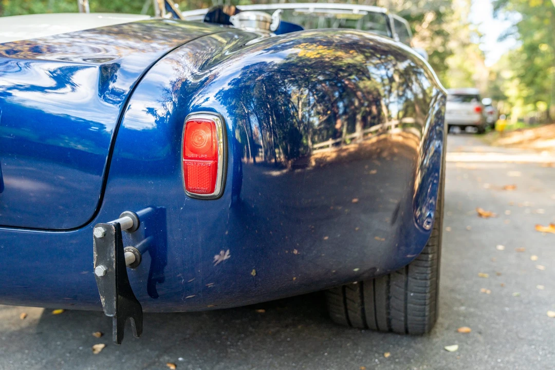 Shelby Cobra Replica - Image 30 of 31