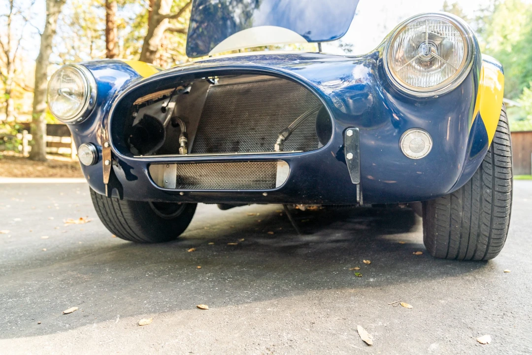 Shelby Cobra Replica - Image 13 of 31