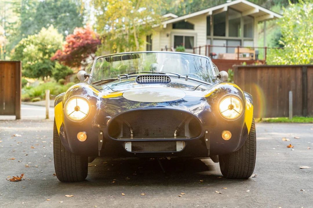 Shelby Cobra Replica - Image 24 of 31