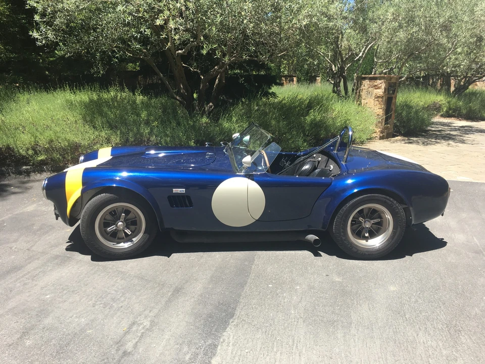 Shelby Cobra Replica - Image 17 of 31