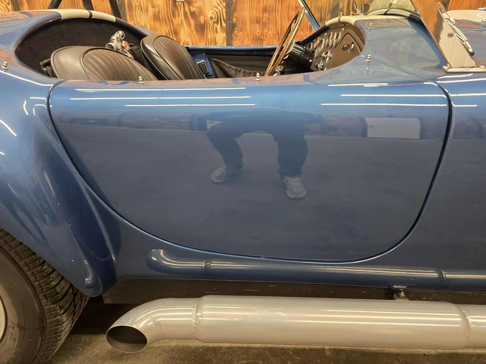 Shelby Cobra Replica - Image 13 of 31