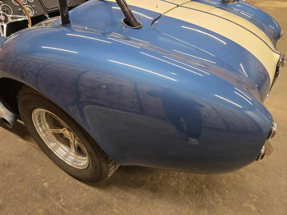 Shelby Cobra Replica - Image 17 of 31