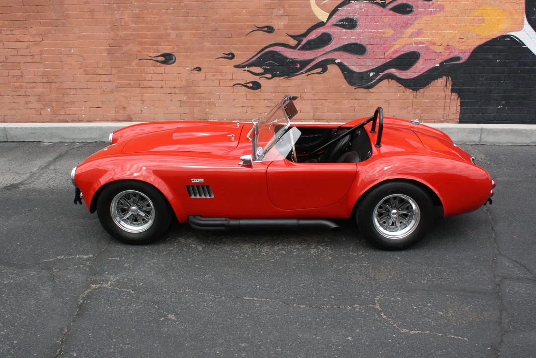 Shelby Cobra Replica - Image 11 of 31