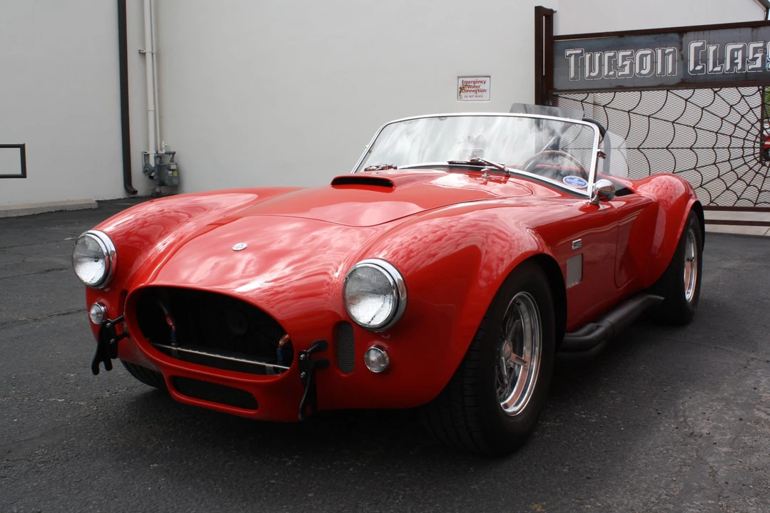 Shelby Cobra Replica - Image 7 of 31
