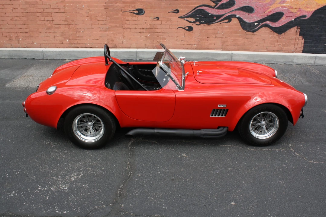 Shelby Cobra Replica - Image 21 of 31