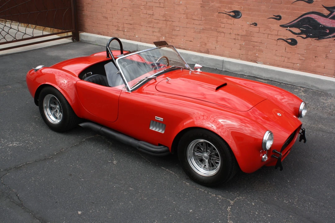 Shelby Cobra Replica - Image 24 of 31