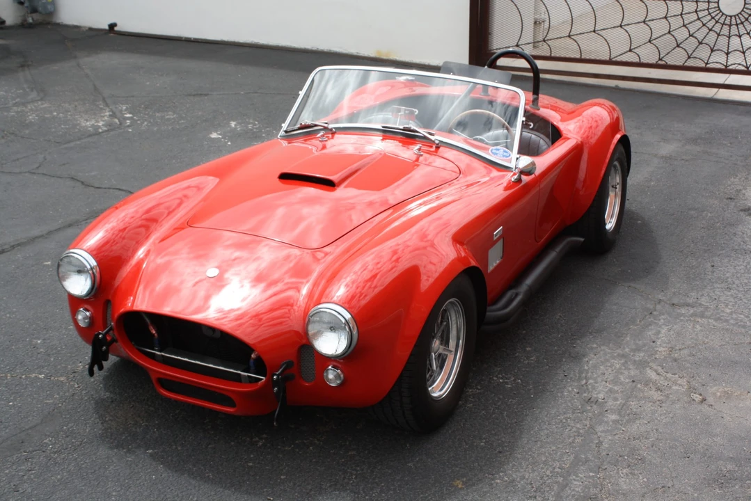 Shelby Cobra Replica - Image 5 of 31