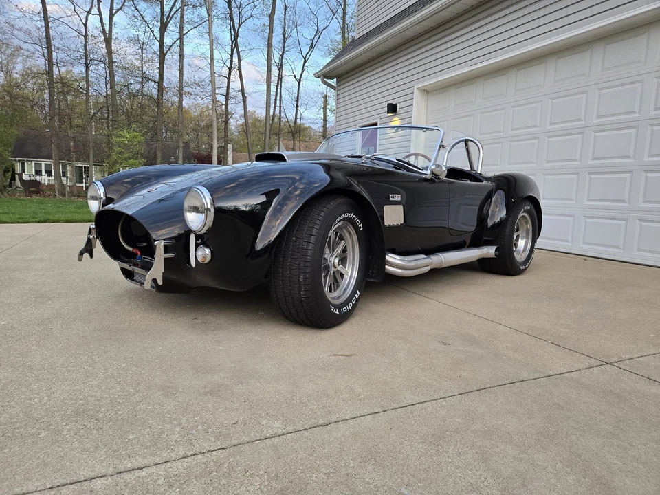 Shelby Cobra Replica - Image 3 of 31