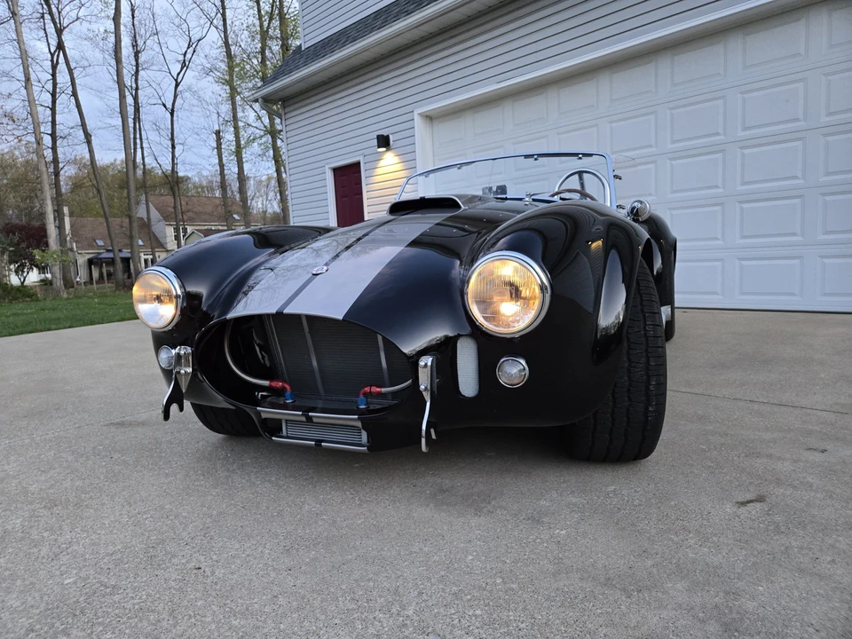 Shelby Cobra Replica - Image 5 of 31