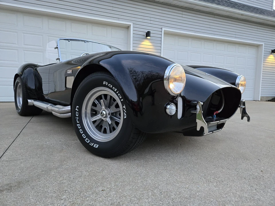 Shelby Cobra Replica - Image 7 of 31