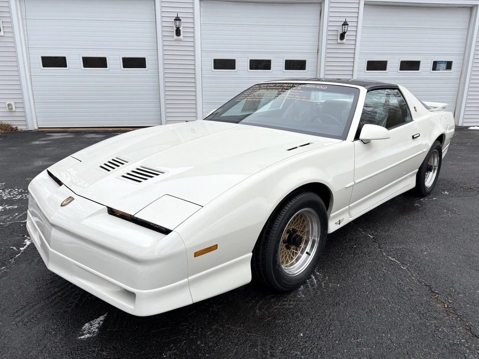 1989 Pontiac Firebird Trans Am 3rd Gen - Image 3 of 31