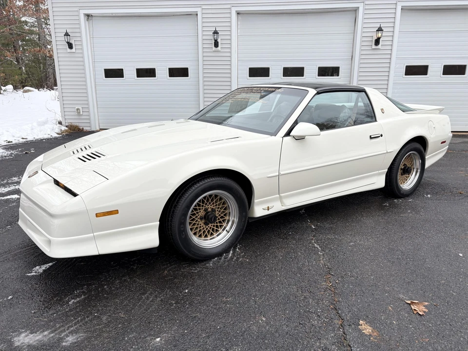 1989 Pontiac Firebird Trans Am 3rd Gen - Image 6 of 31
