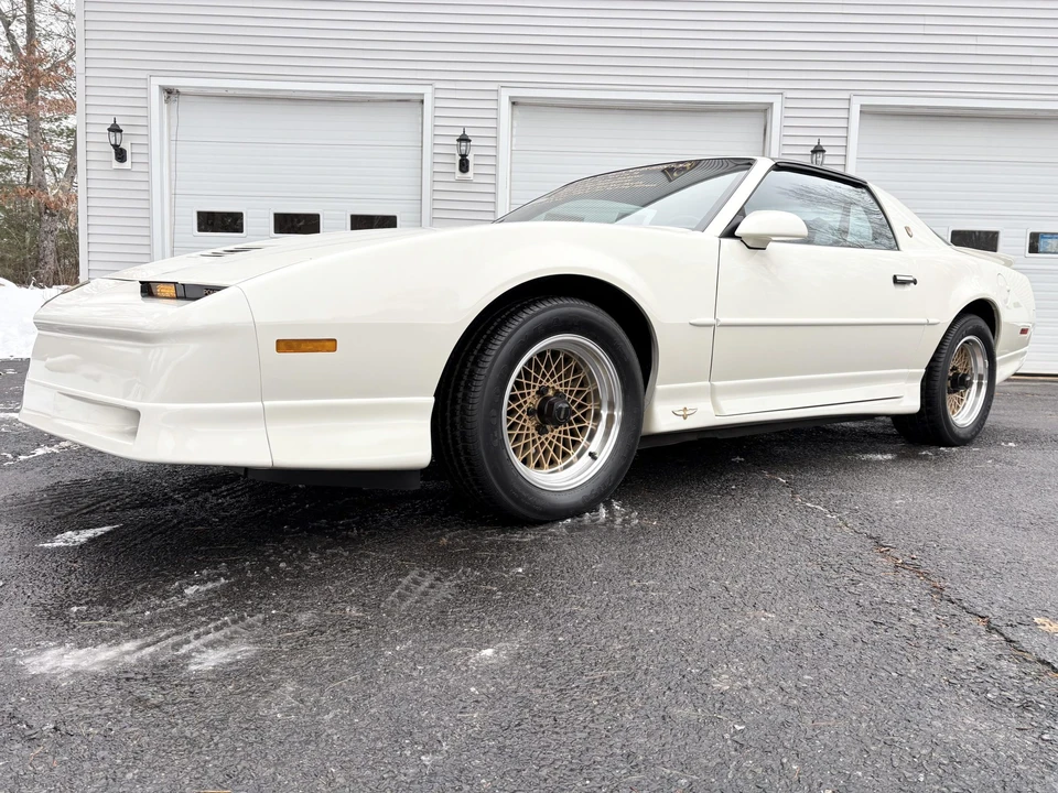1989 Pontiac Firebird Trans Am 3rd Gen - Image 7 of 31