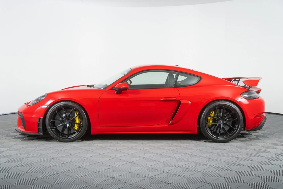 2020 Porsche 718 Cayman GT4 - Image 3 of 7