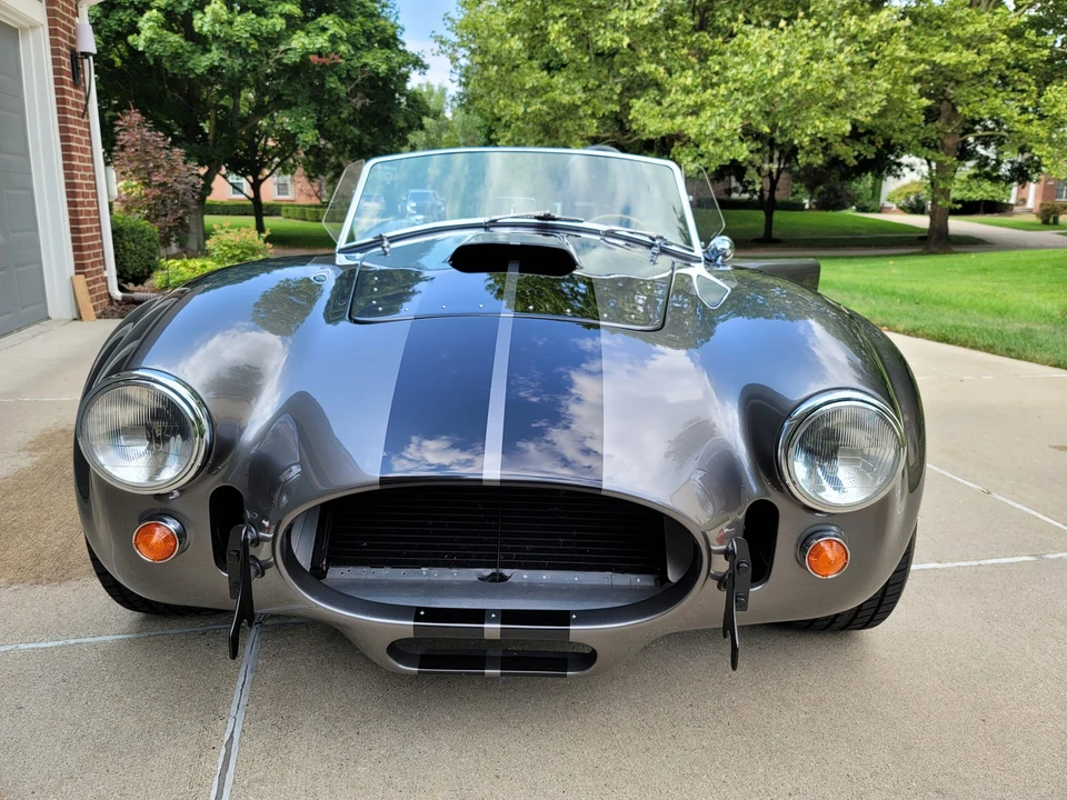 Shelby Cobra Replica - Image 11 of 31