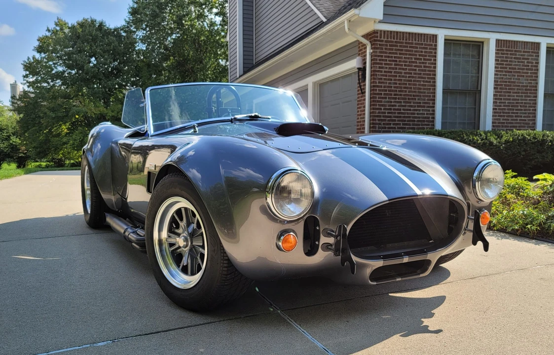 Shelby Cobra Replica - Image 9 of 31
