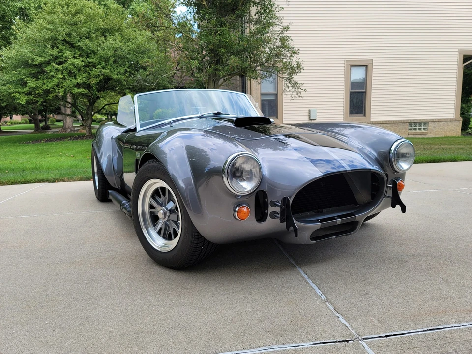 Shelby Cobra Replica - Image 6 of 31
