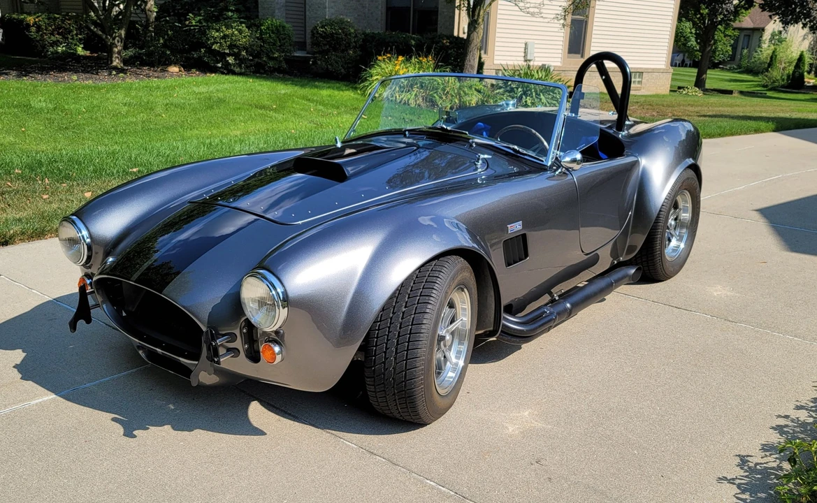 Shelby Cobra Replica - Image 18 of 31