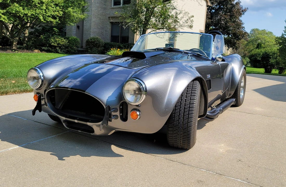 Shelby Cobra Replica - Image 17 of 31