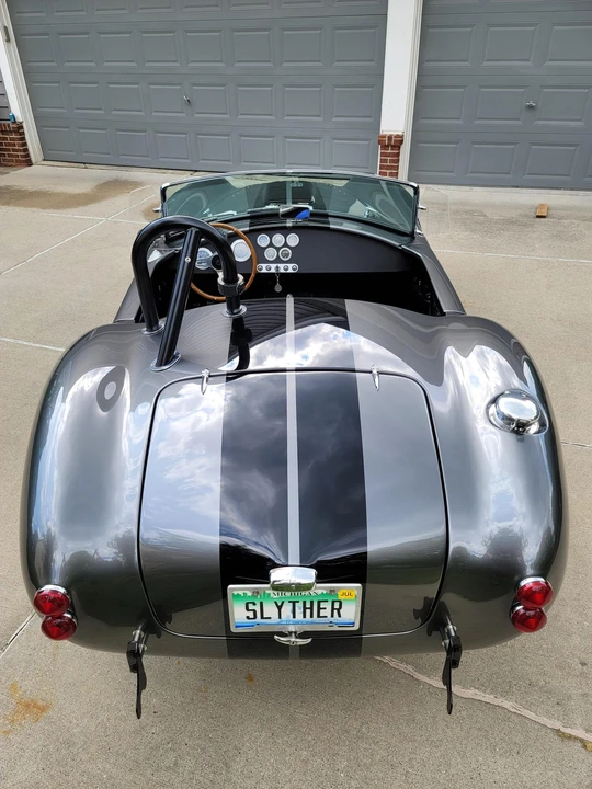 Shelby Cobra Replica - Image 29 of 31