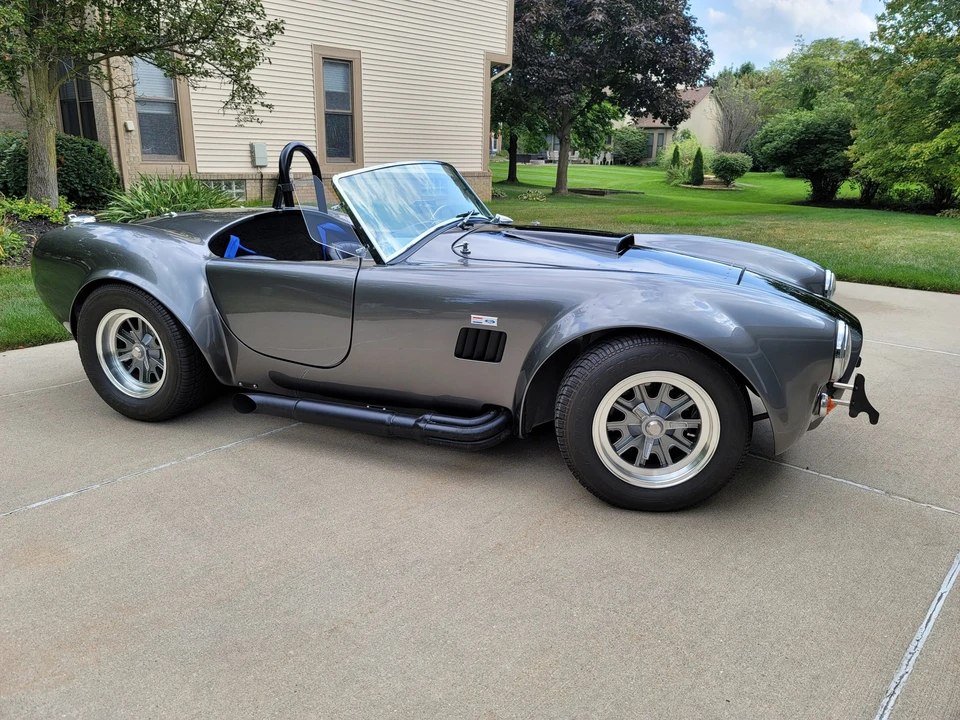 Shelby Cobra Replica - Image 3 of 31