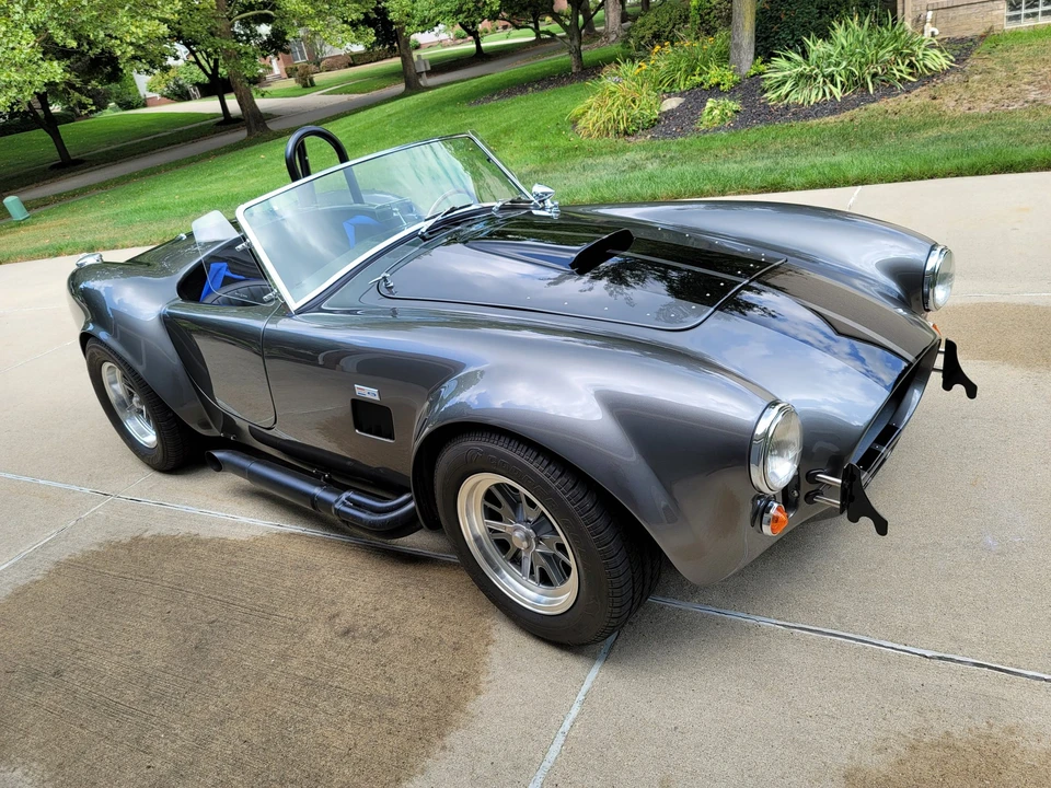 Shelby Cobra Replica - Image 4 of 31