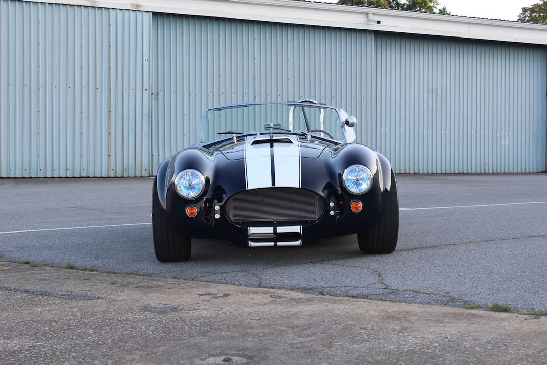 Shelby Cobra Replica - Image 14 of 31
