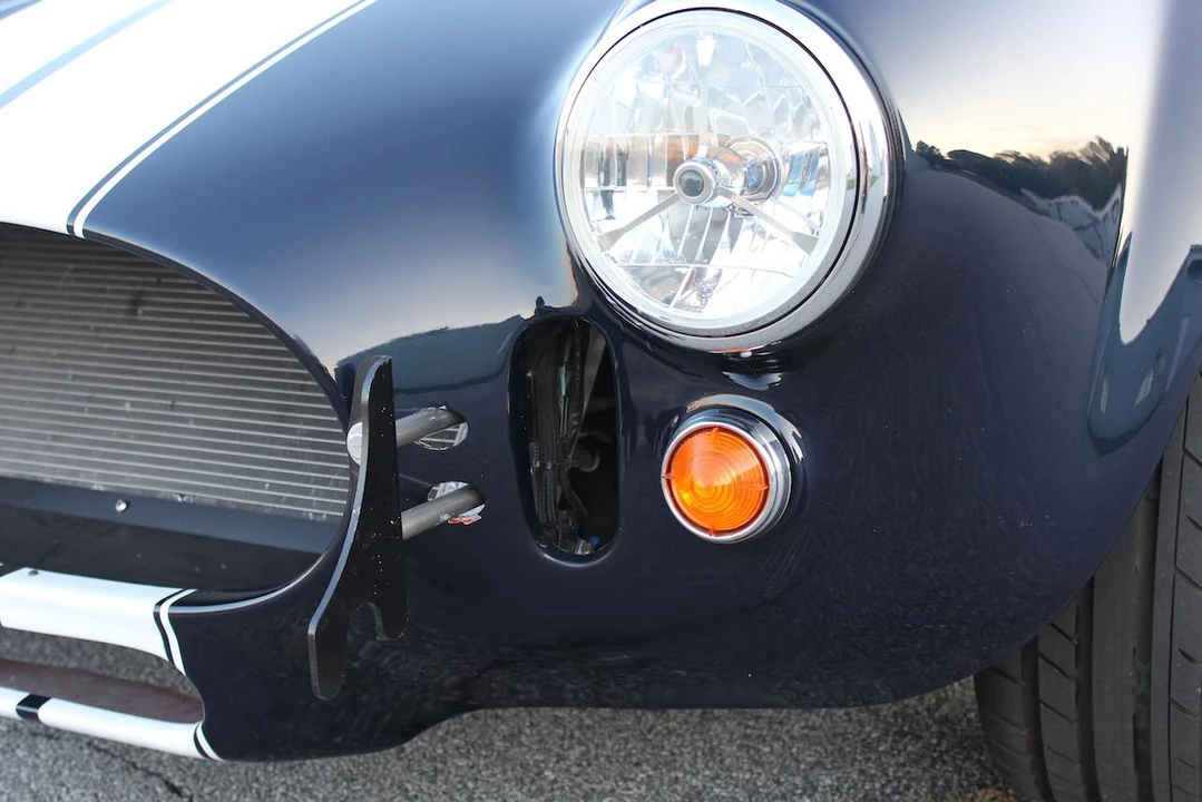 Shelby Cobra Replica - Image 22 of 31