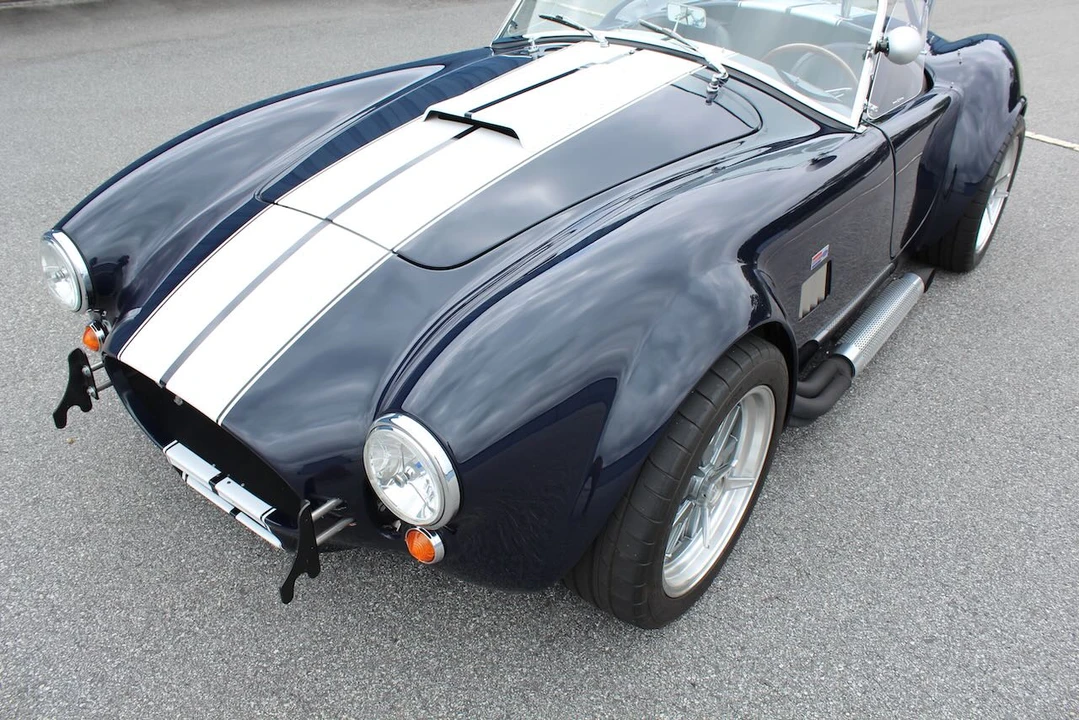 Shelby Cobra Replica - Image 25 of 31