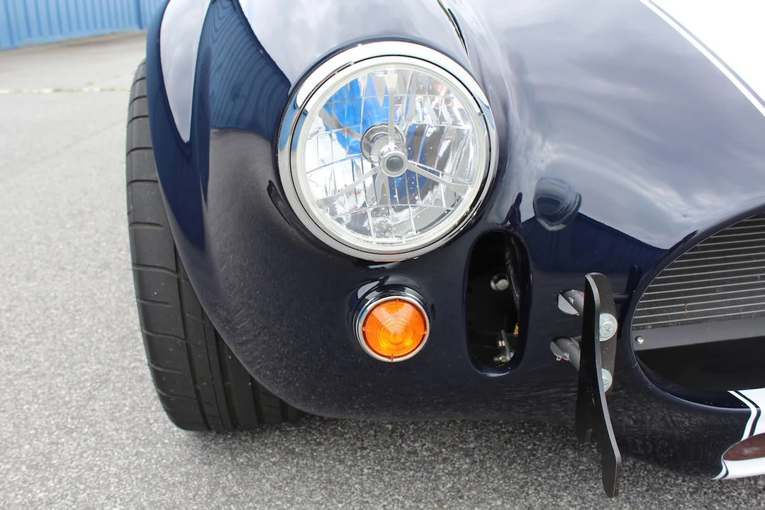 Shelby Cobra Replica - Image 19 of 31
