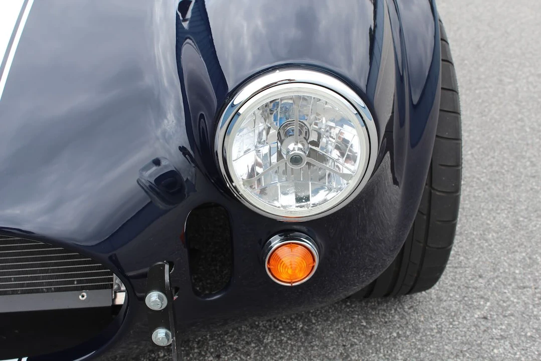 Shelby Cobra Replica - Image 21 of 31