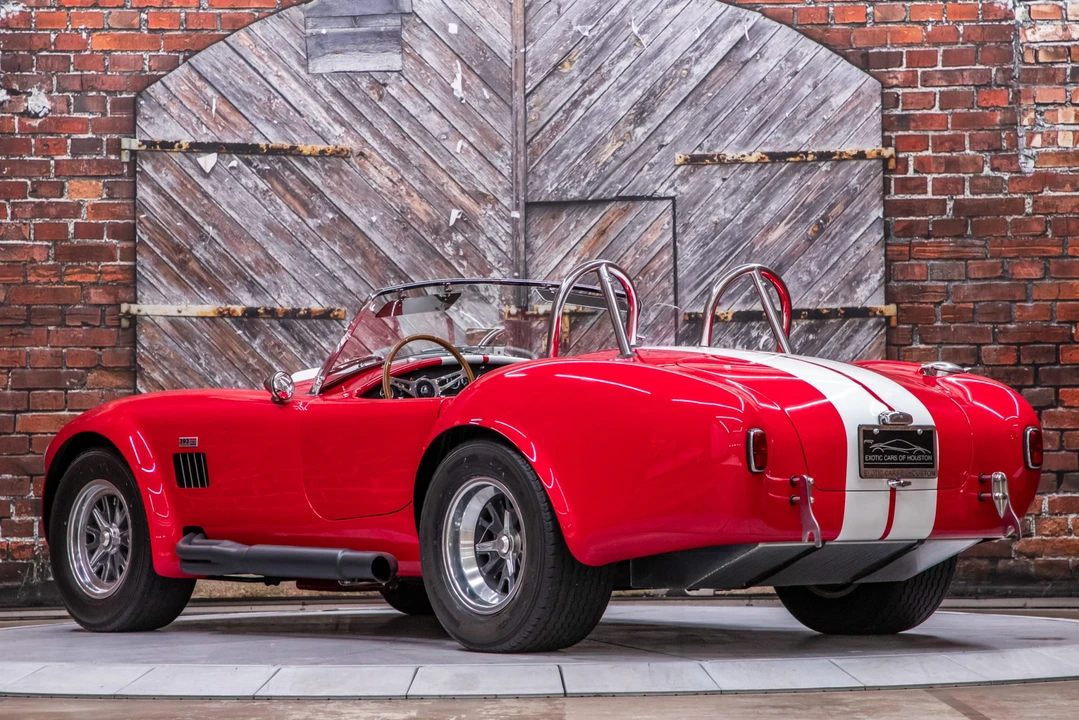Shelby Cobra Replica - Image 7 of 31
