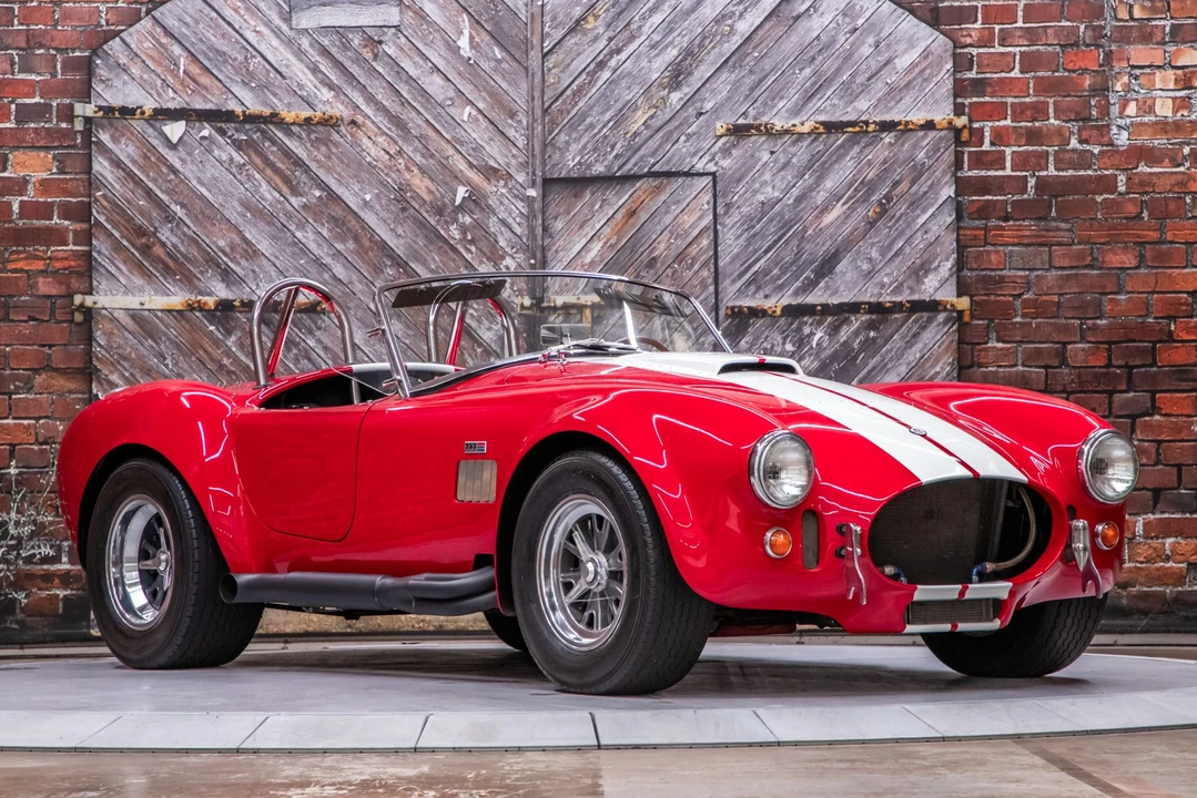 Shelby Cobra Replica - Image 3 of 31